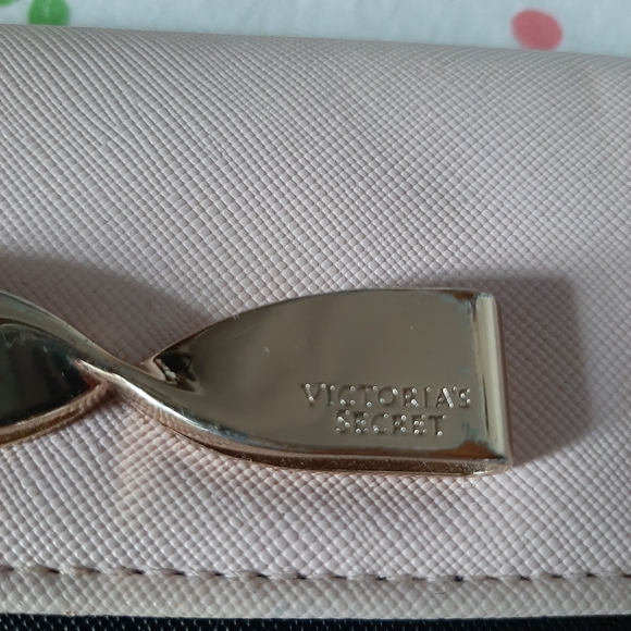 Victoria's Secret Pink and Black Wallet with Mirror - Picture 5 of 10